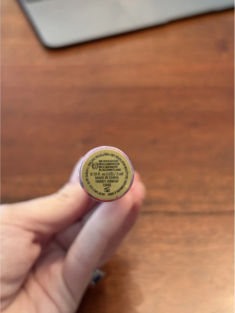Revolution Bright Light highlighter with Quartz. NEW!